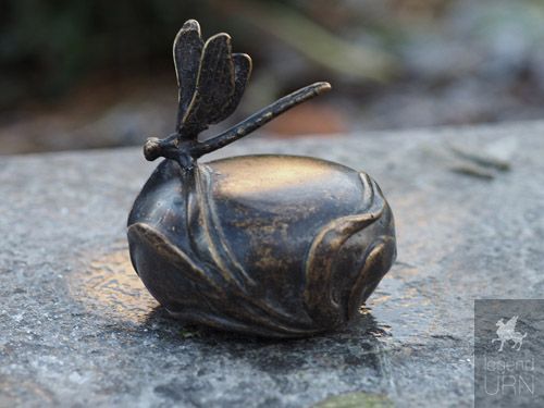 Keepsakee Urn with dragonfly Unique Small Urns for Ashes