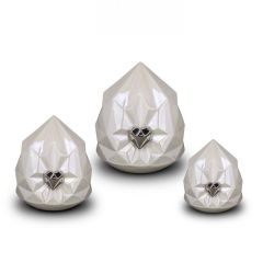 Ceramic keepsake urn 'Diamond' with silver coloured heart