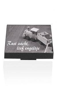 Memorial stone with laser engraving 'Square'